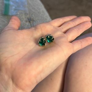 Green Kendra Scott stud earrings
